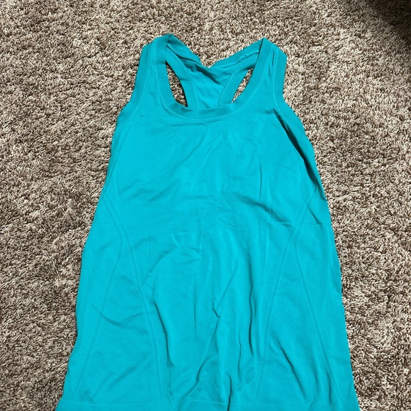 ATHLETA MOMENTUM SEAMLESS TANK - Picture 1 of 4